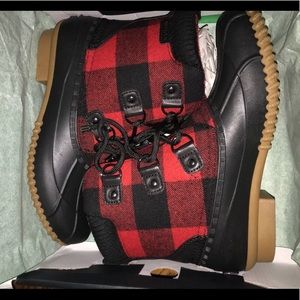 Tommy Hilfiger boots